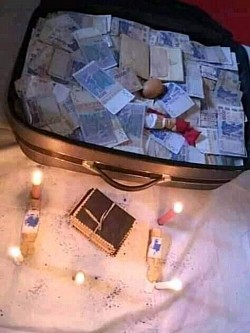 Valise magiques de richesse en FCFA