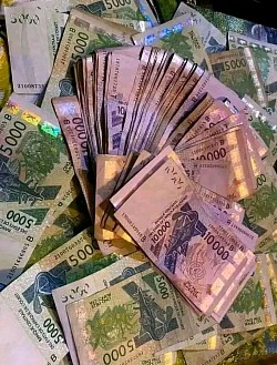 La réalité de la multiplication d'argent rapide en FCFA